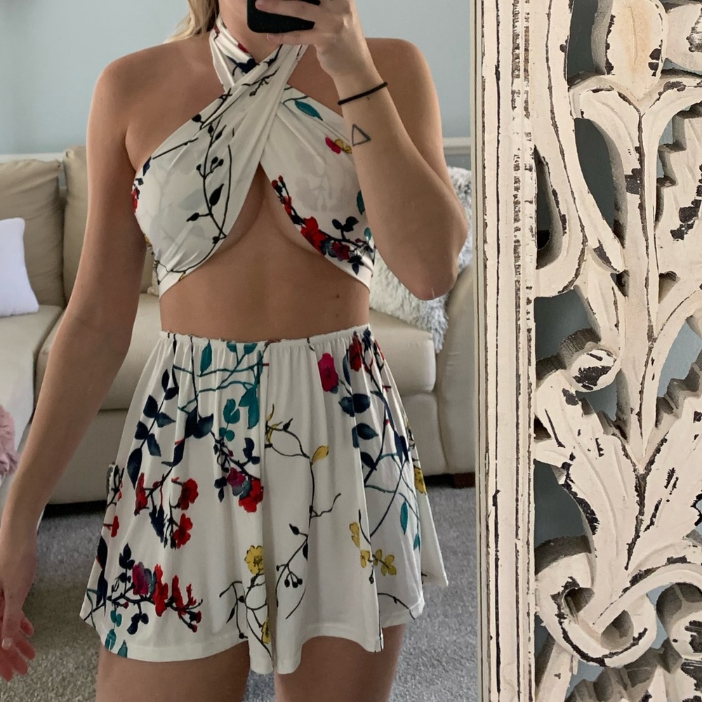 Matching floral set